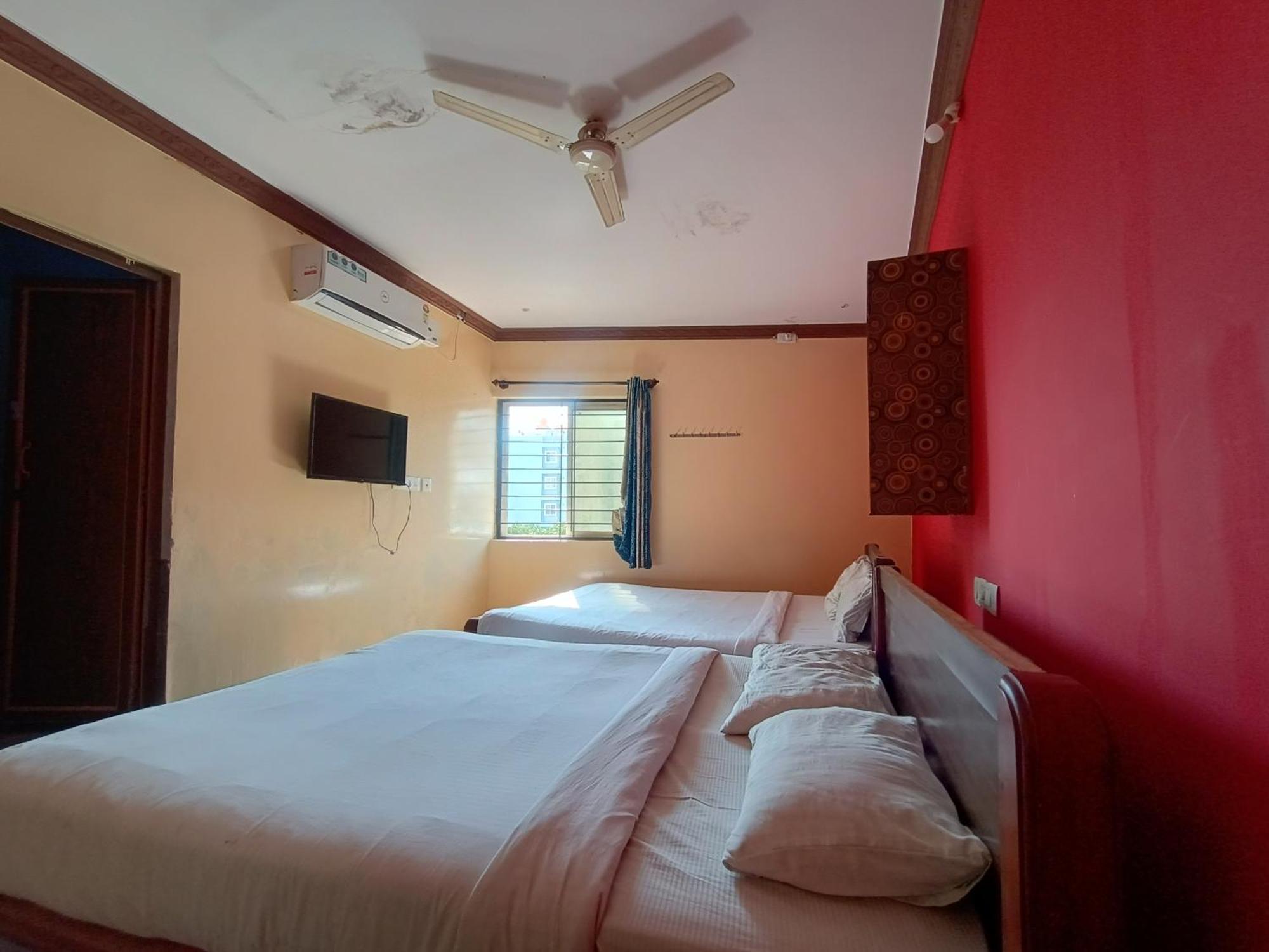 Hotel Malnad Grand Inn Kumbalgod Exterior photo
