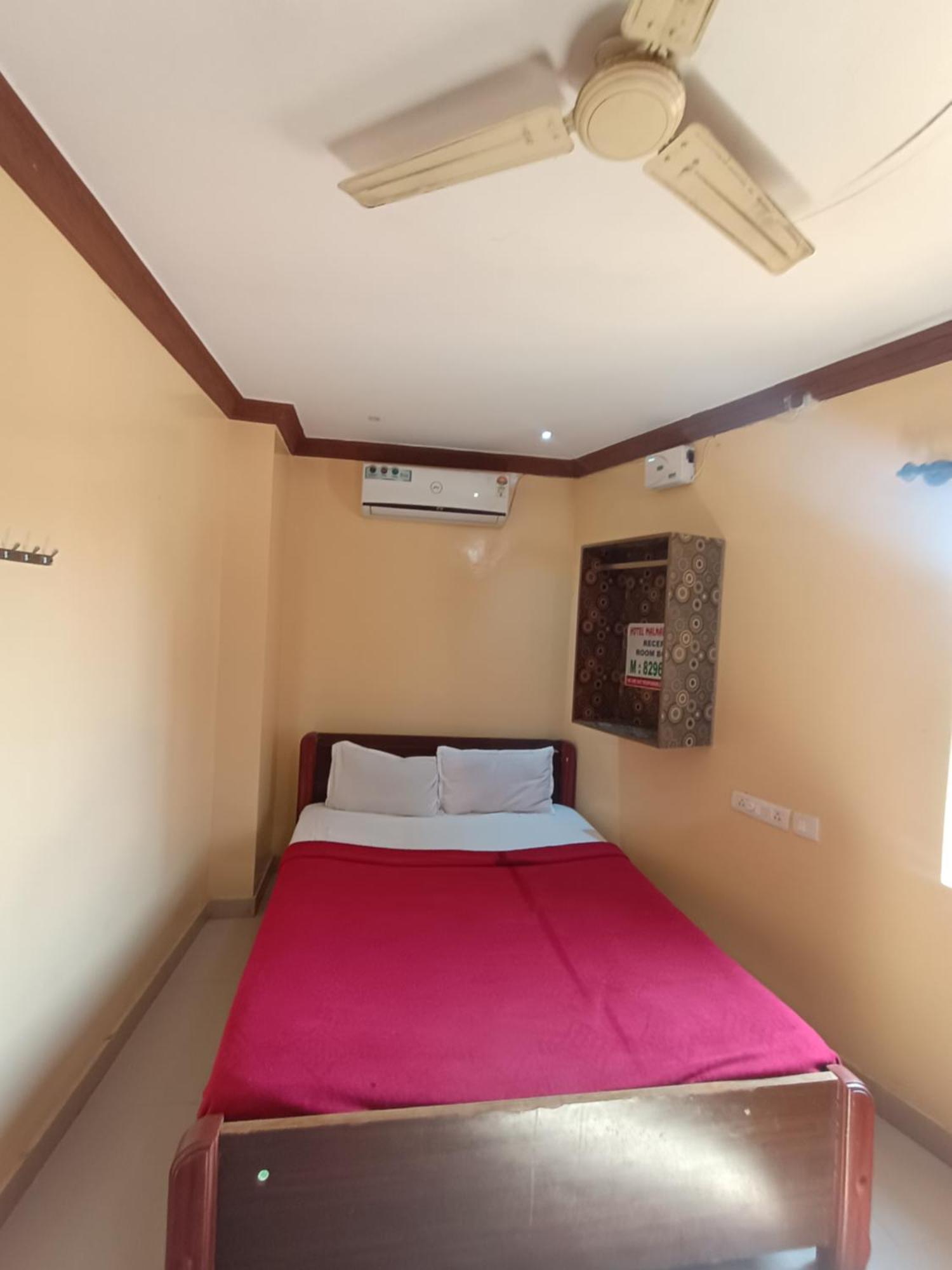 Hotel Malnad Grand Inn Kumbalgod Exterior photo